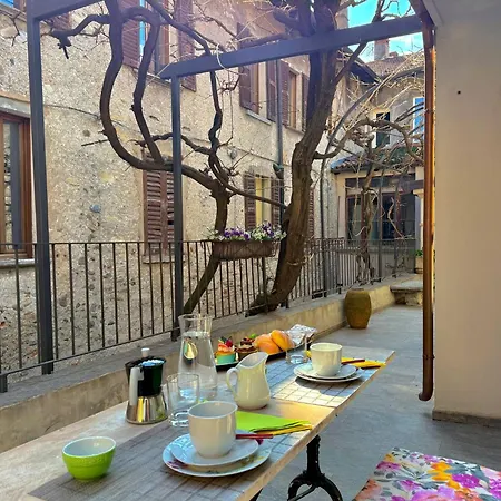 Casbah, Nel Cuore Di شقة ميناجيو